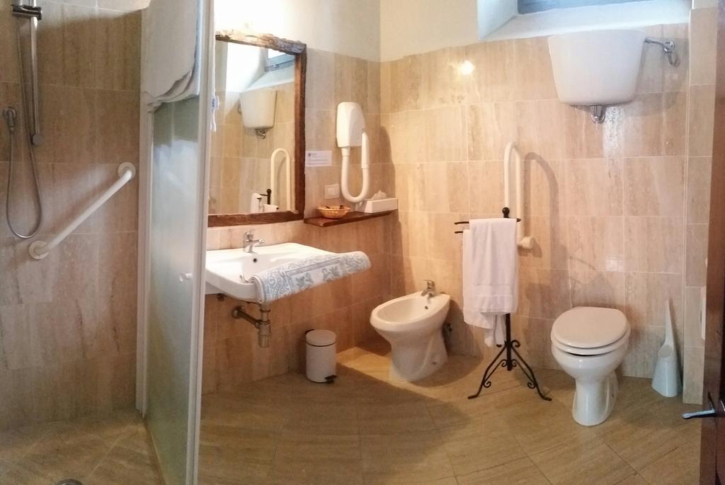 Agriturismo Podere Alberese Ашано Номер фото